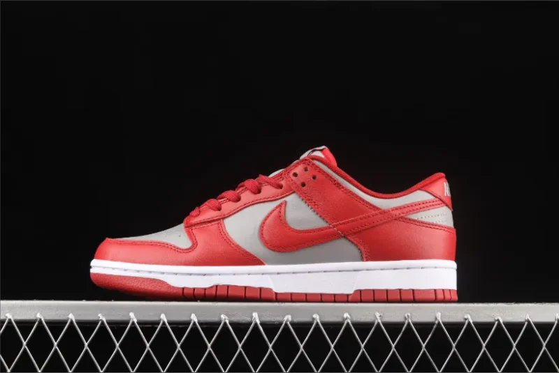Nike Dunk Low Retro UNLV (2021)