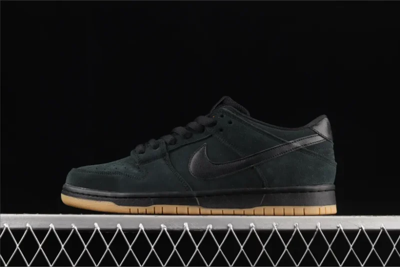 Nike SB Dunk Low IW Goma Negra
