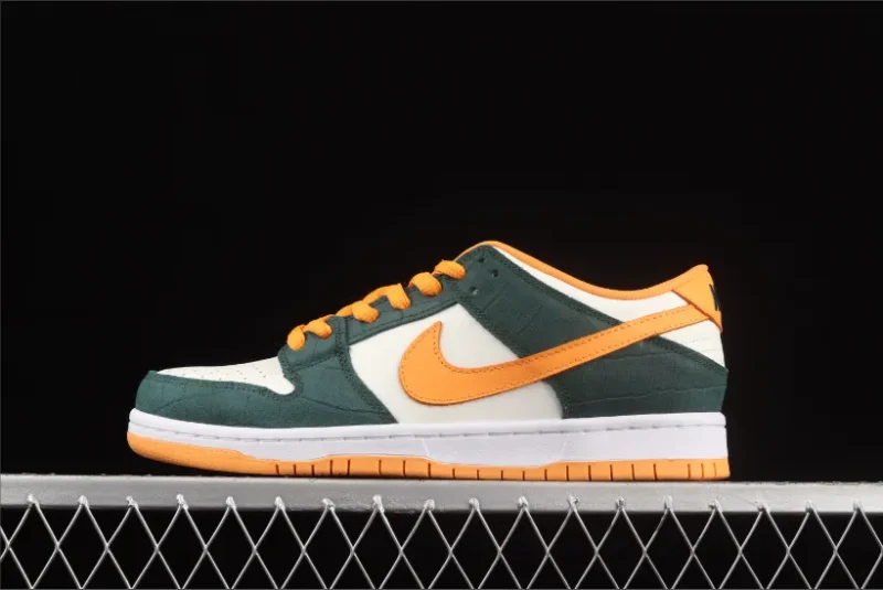 Nike SB Dunk Low Legion Pino Kumquat