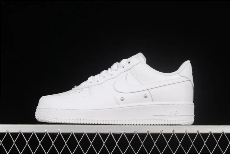 Nike Air Force 1 Low '07 SE Pearl Blanco