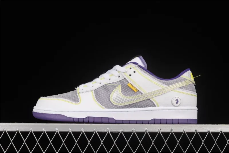 Nike Dunk Low Union Passport Pack Court en violeta