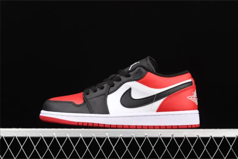 Jordan 1 Low Bred Toe