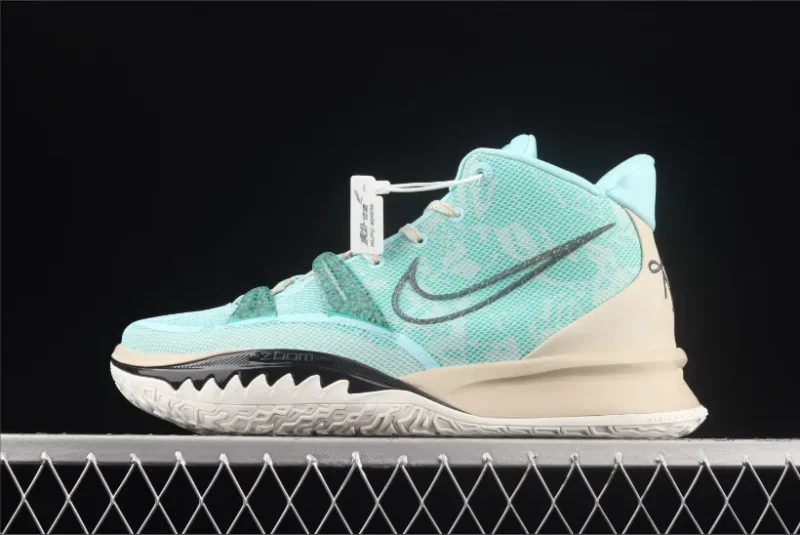 Nike Kyrie 7 Copa
