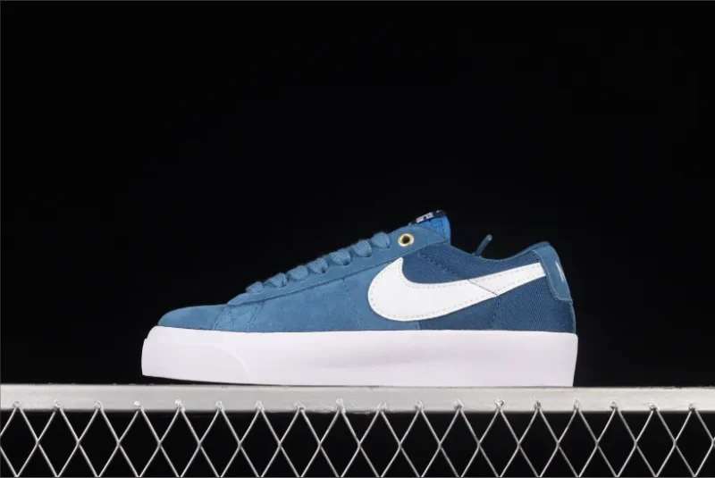 Nike SB Zoom Blazer Low Pro GT Azul Corte