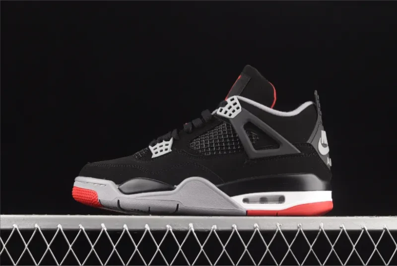 Jordan 4 Retro Bred