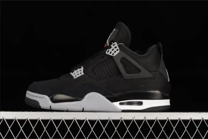 Jordan 4 Retro SE en lona negra