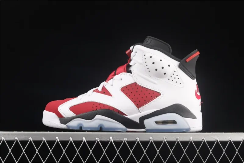 Jordan 6 Retro en rojo carmín