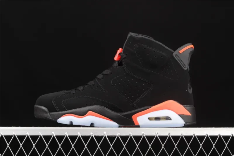 Jordan 6 Retro en negro infrarrojo