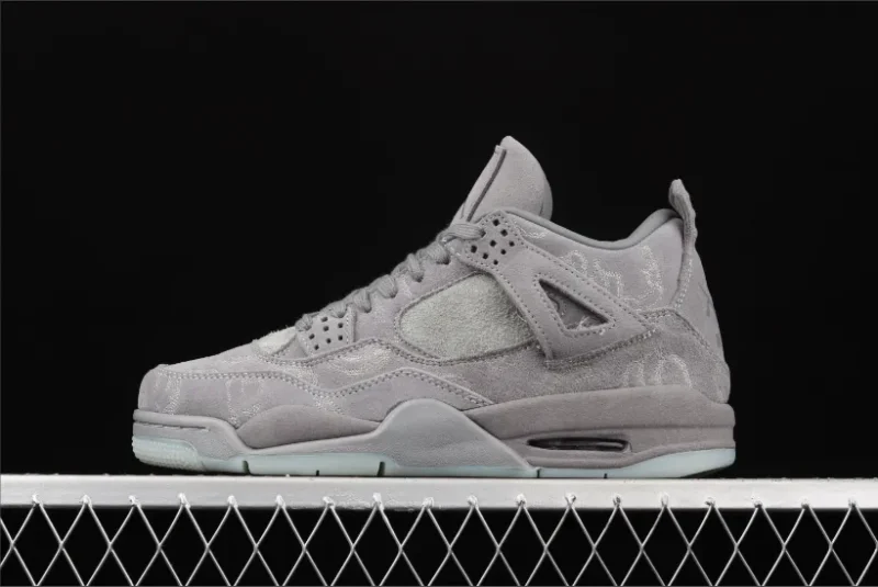 Jordan 4 Retro Kaws
