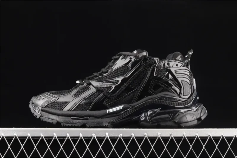 Balenciaga Runner Monocolor
