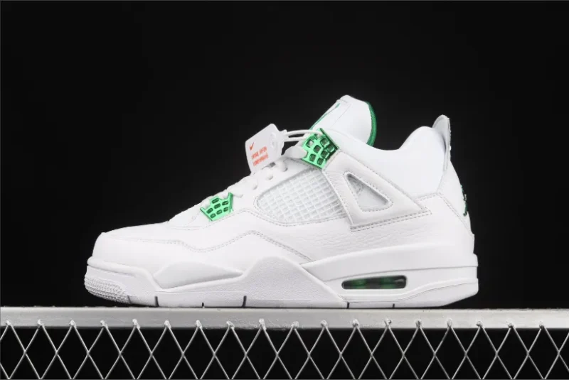 Jordan 4 Retro en verde metalizado
