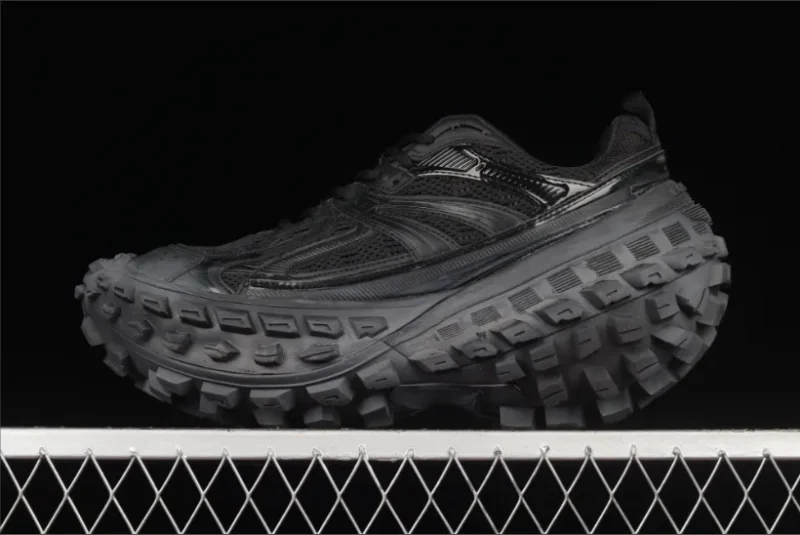 Balenciaga Defender Monocolor