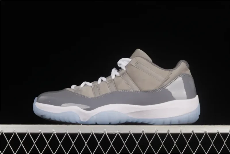 Jordan 11 Retro Bajo Gris Frío