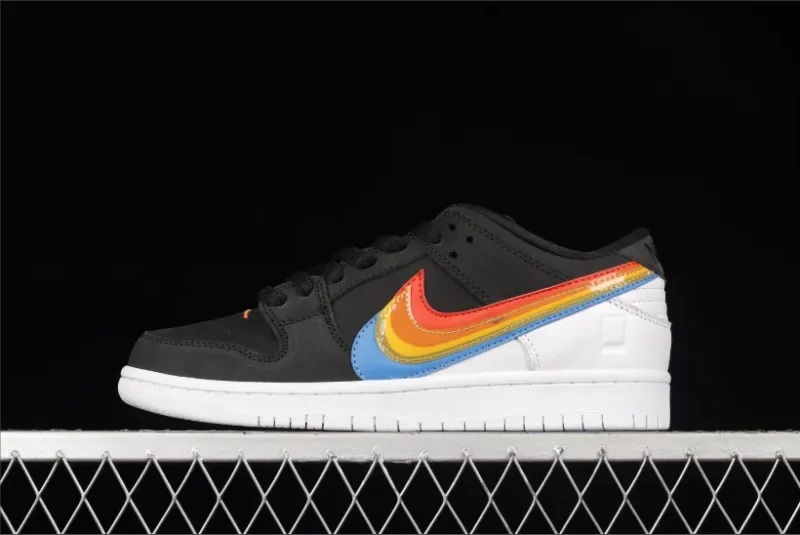 Nike SB Dunk Low Polaroid
