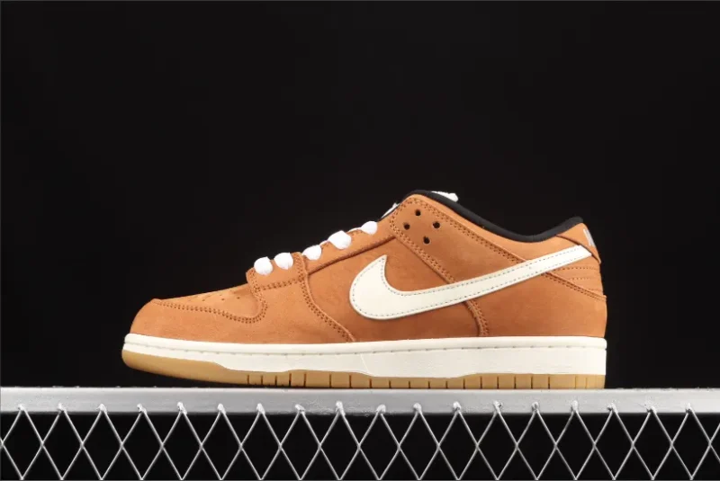 Nike SB Dunk Low Pro Oscuro Russet