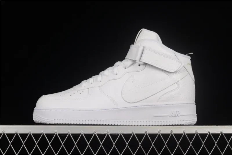 Nike Air Force 1 Mid '07 en blanco