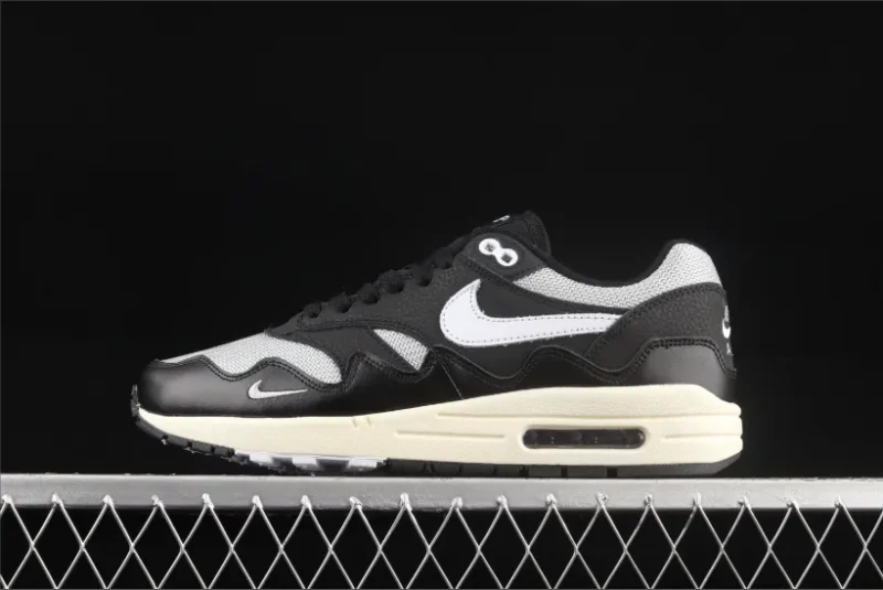 Nike Air Max 1 Patta Waves en blanco