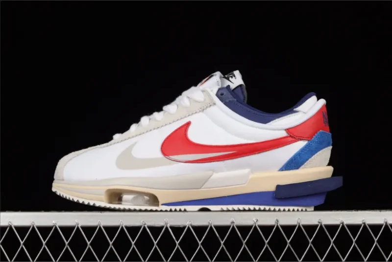 Nike Zoom Cortez SP sacai en blanco, rojo y azul