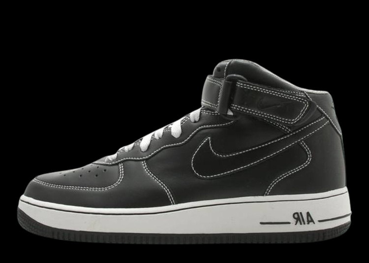 NIKE AIR FORCE 1 HIGH PANDA