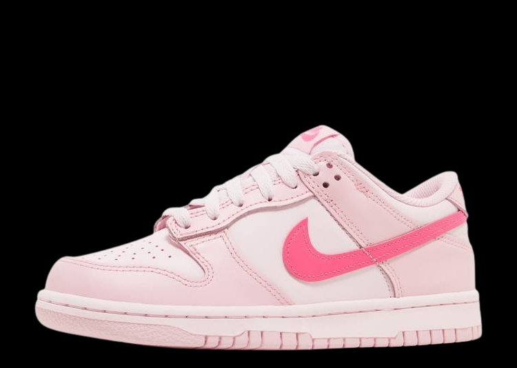 NIKE SB DUNK LOW TRIPLE PINK