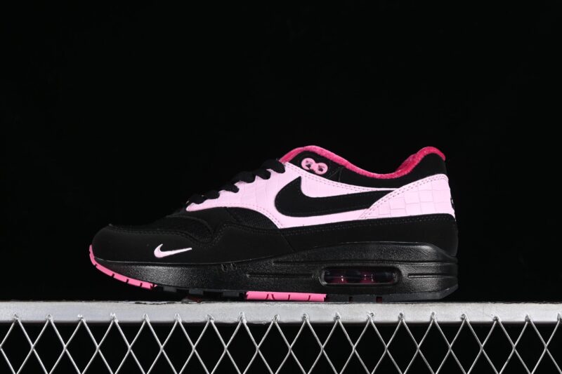 NIKE AIR MAX 1 BLACK PERFECT PINK