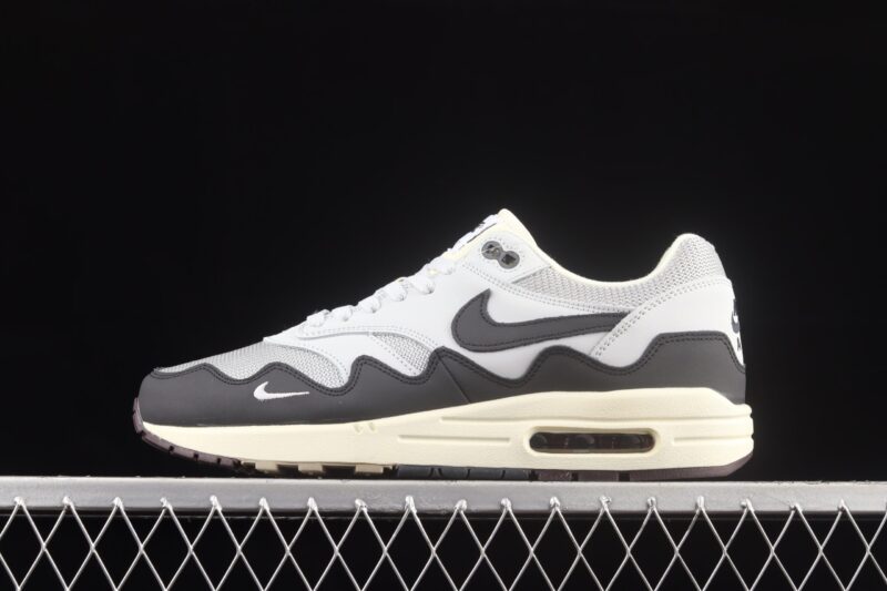 NIKE AIR MAX 1 LV8 OBSIDIAN BLACK