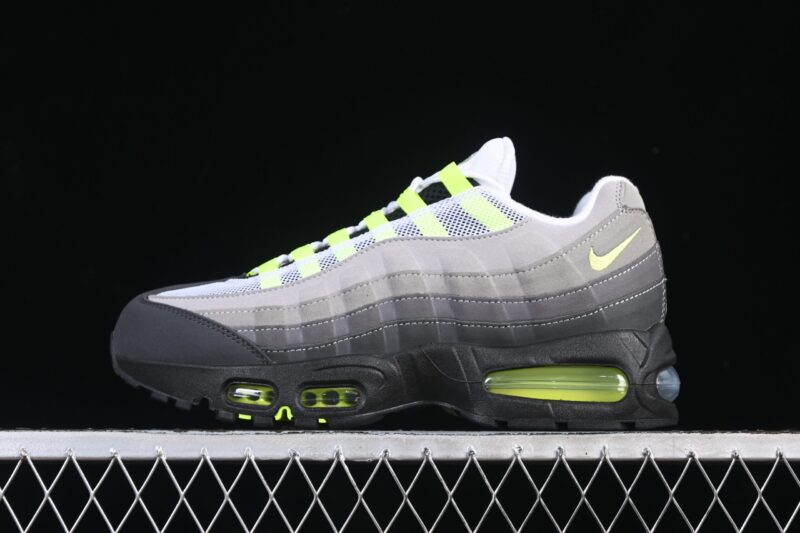 NIKE AIR MAX 95 OG NEON