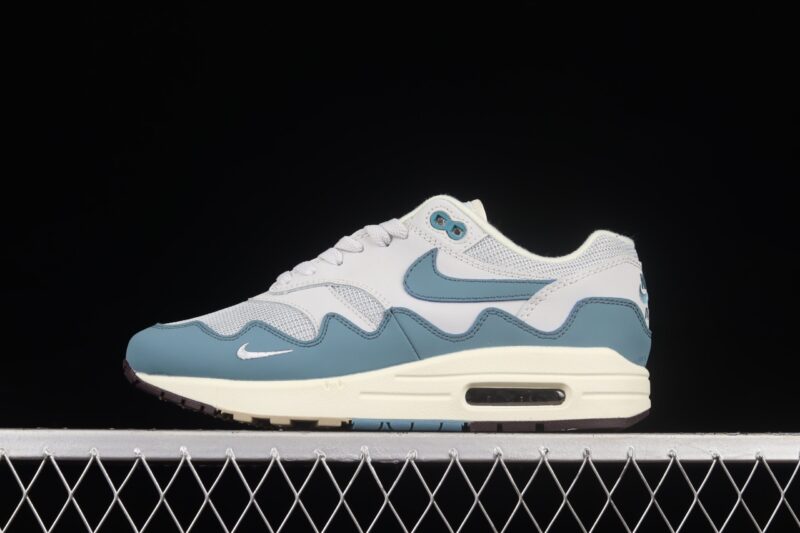 NIKE AIR MAX 1 PATTA WAVES NOISE