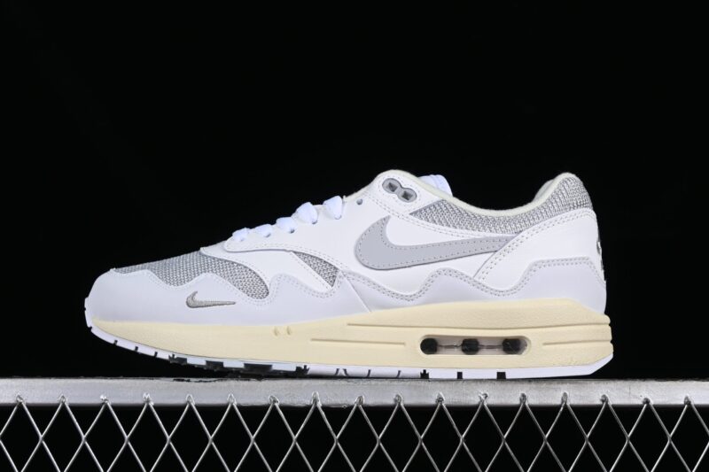 NIKE AIR MAX 1 PATTA WAVES WHITE