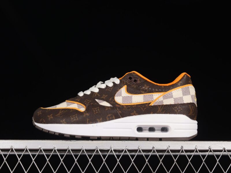 NIKE AIR MAX 1 PREMIUM LEOPARD PRINT