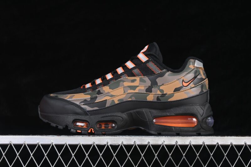 NIKE AIR MAX 95 SAFETY ORANGE CAMO