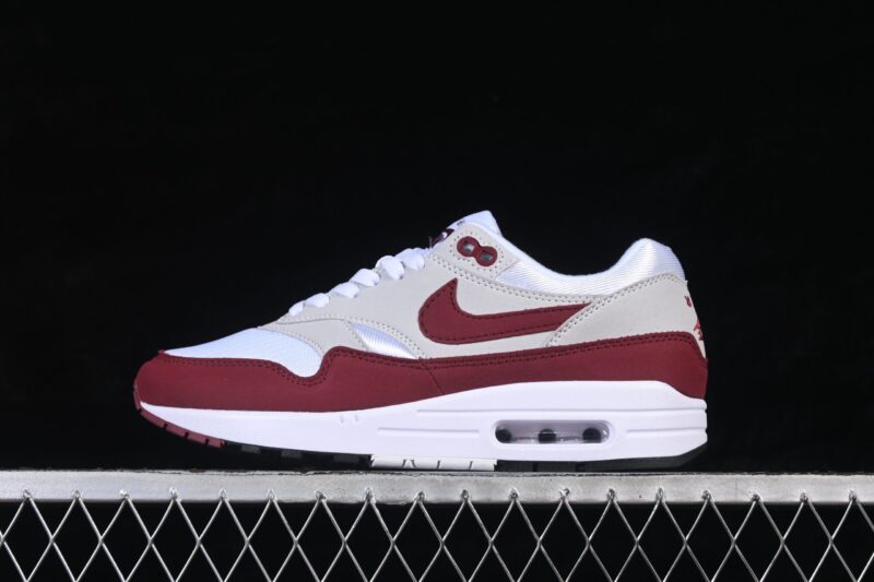 NIKE AIR MAX 1 STRANGER THINGS