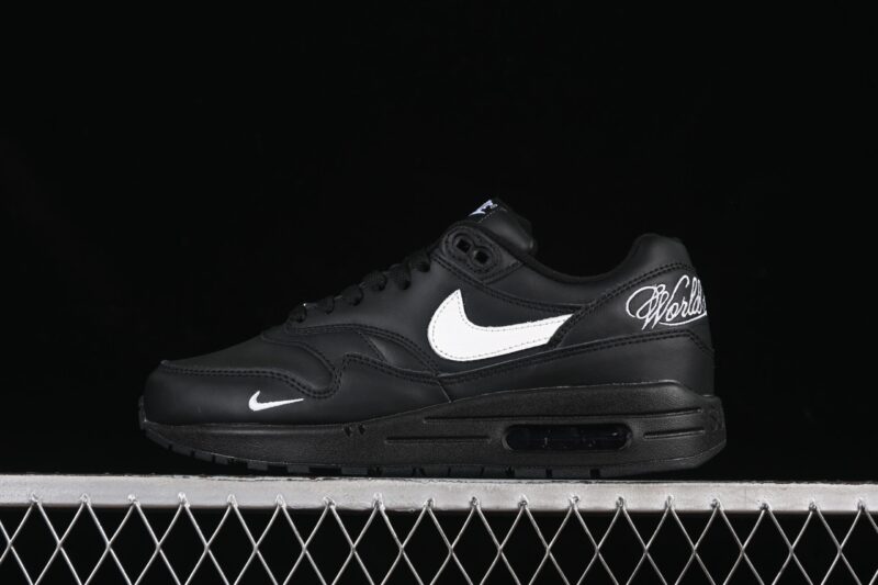 NIKE AIR MAX 1 SUPREME BLACK WHITE