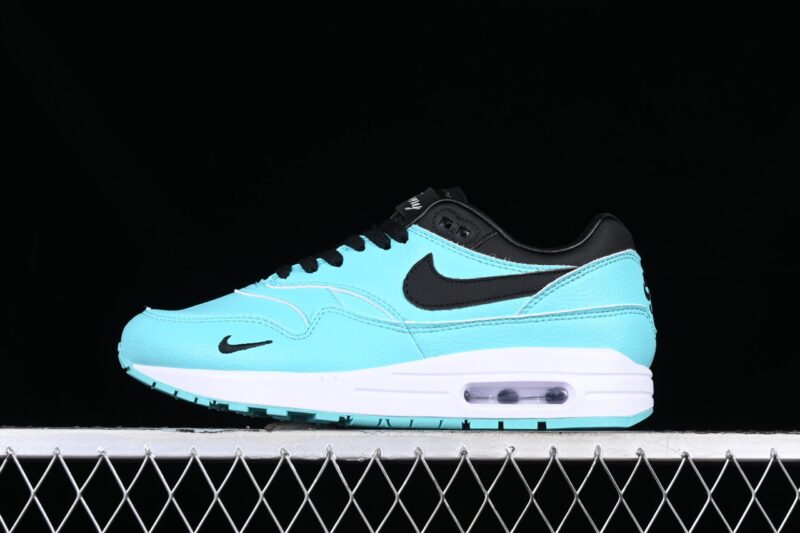 NIKE AIR MAX 1 TIFFANY AND CO