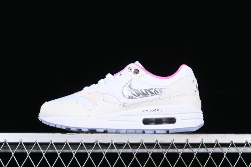 NIKE AIR MAX 1 UNLOCK YOUR SPACE