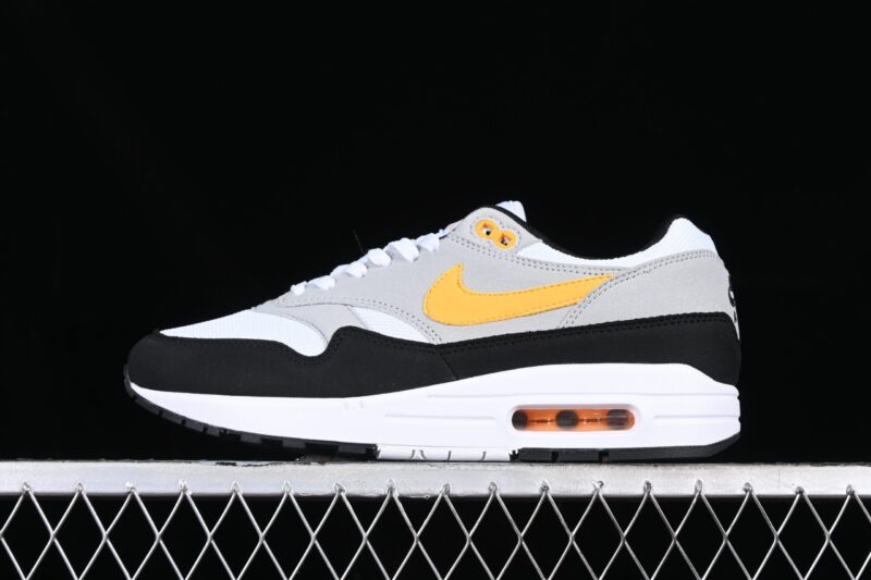 NIKE AIR MAX 1 WHITE GOLD
