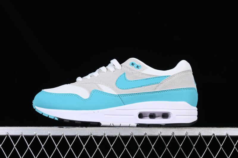 NIKE AIR MAX 1 WHITE LIGHT BLUE