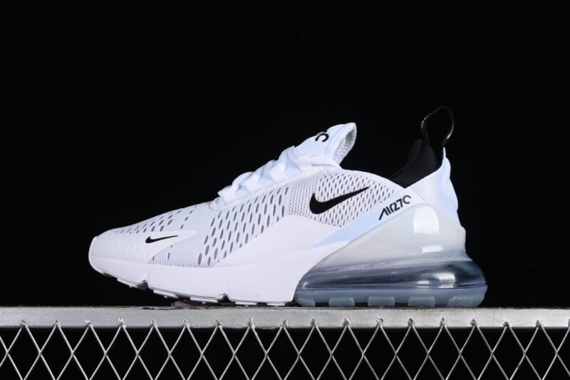 NIKE AIR MAX 270 IN BLACK AND WHITE