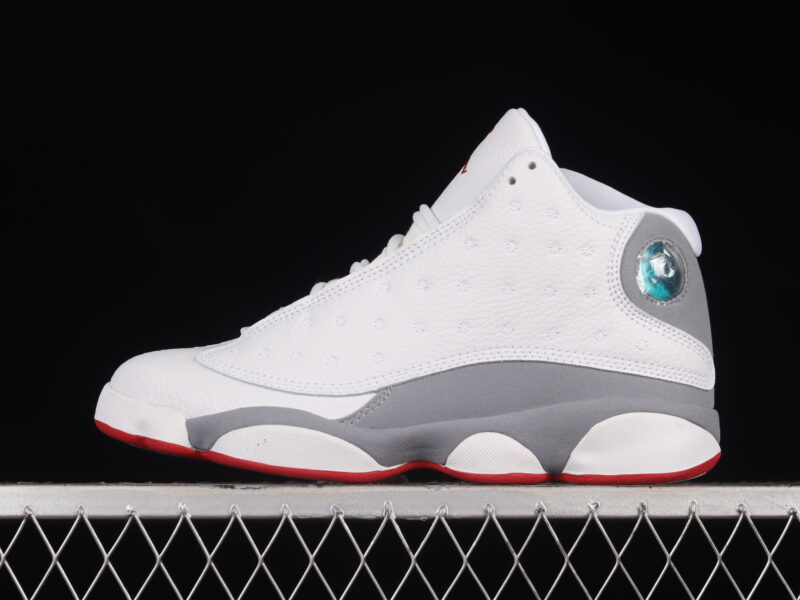 AIR JORDAN 13 RETRO