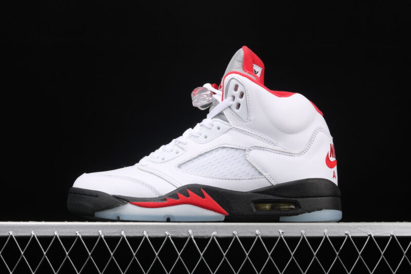 AIR JORDAN 5 FIRE RED