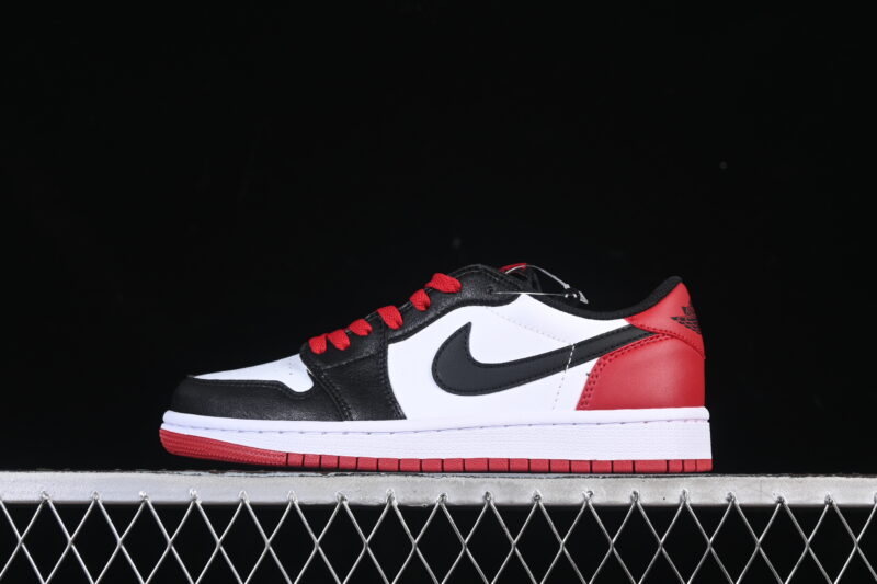 AIR JORDAN 1 LOW OG BLACK TOE