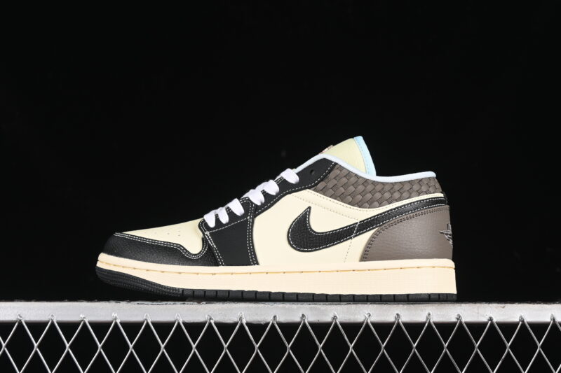 AIR JORDAN 1 LOW COCONUT MILK BLACK