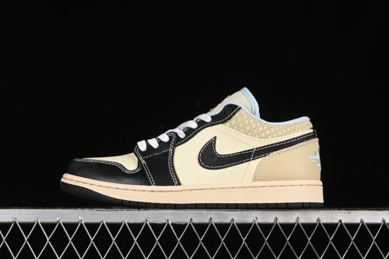 AIR JORDAN 1 LOW COCONUT MILK BLACK
