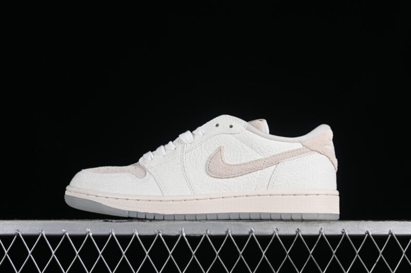 CP3 X AIR JORDAN 1