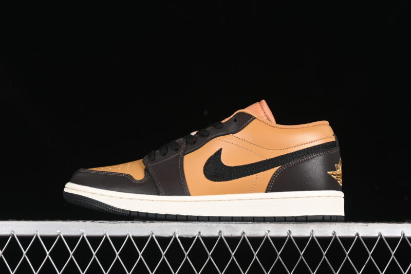 AIR JORDAN 1 LOW "FLAX/BAROQUE BROWN
