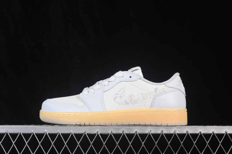 AIR JORDAN 1 LOW "FLORAL SWOOSH