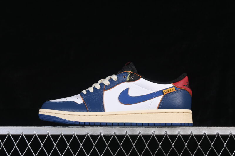 FRAGMENT DESIGN X UNION X AIR JORDAN 1 HI