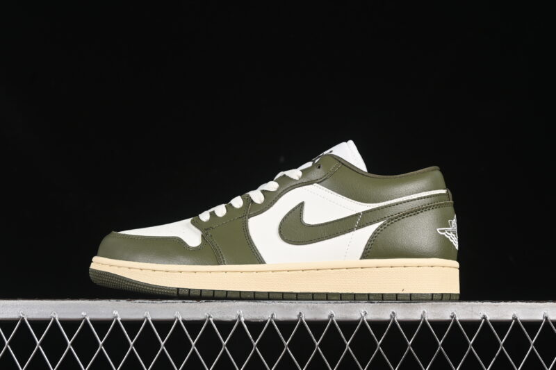 AIR JORDAN 1 LOW