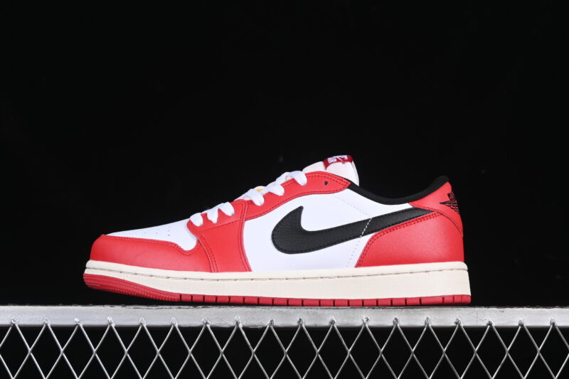 AIR JORDAN 1 LOW