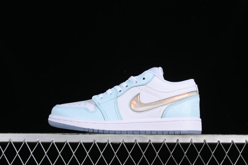 AIR JORDAN 1 LOW